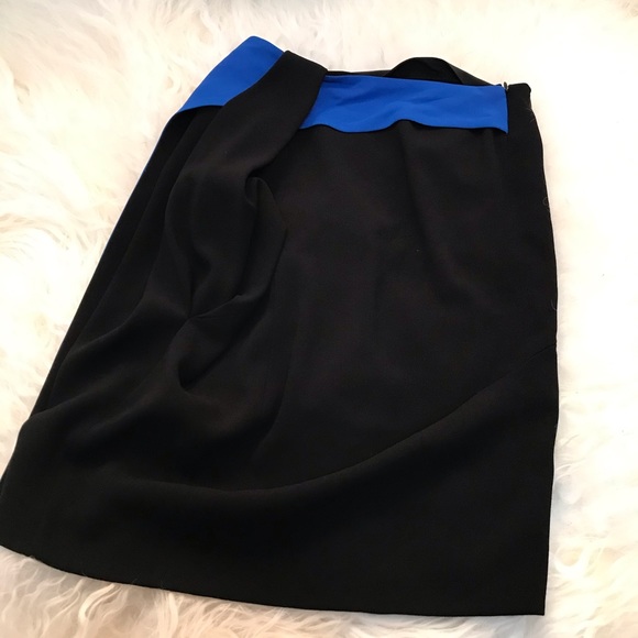 BALENCIAGA Knee-Length Zip-Up Skirt - Picture 6 of 7